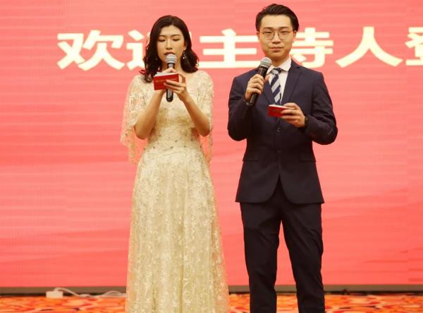 孔秋婷、杨亮